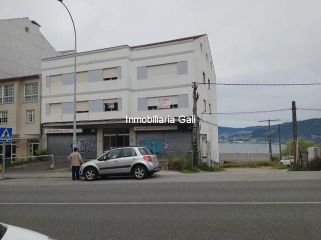 VENTA EDIFICIO EN CHAPELA DE ARRIBA CON VISTAS A LA RIA - Redondela